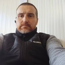 Je retiens surtout que tu es une personne attachante dans ta démarche  d'aller toujours de l'avant et j'ai beaucoup de plaisir à te suivre  (presque) au jour le jour ☺️