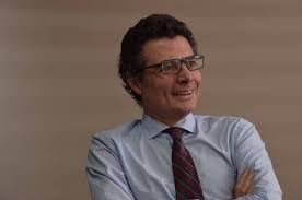 Alejandro gaviria uribe (born 1965) is a colombian economist and engineer, who served as minister of health and social protection of colombia from 2012 to 2018. Los Pacientes De Cancer Nos Alimentamos De Esperanza Colombia El Pais