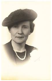 Not sure if this is where to write this post. I was given some photos after  my mother had passed away. Among those items was an autograph book dated  1890 with the