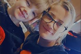 West Calder mum 'wouldn't have let daughter stay with dad if she thought  she was in danger' 💔