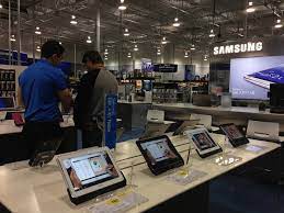 Samsung Decides To Build Its Own Stores Inside Best Buy Cool Things To Buy Samsung Best