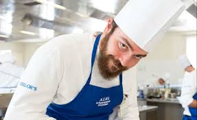 VALERIO, L'ALLIEVO DI MARCHESI DALL'ABRUZZO AL PIEMONTE PER LA CUCINA NEO  CLASSICA