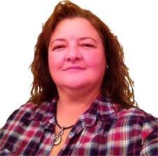 Amanda Hatmaker's Instagram, Twitter & Facebook