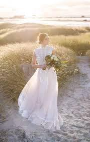 Ein Wunderschones Brautkleid Aus Der Aktuellen Kollektion Von Torrox In Hamburg Eppendorf Lehmweg 54 Fotografiert An Der Braut Brautkleid Blumenmadchen Kleid