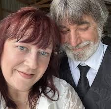 What was the name of the grocery store in Harrisburg in the early 80's?