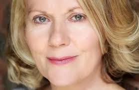 Caroline Berry's Instagram, Twitter & Facebook