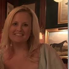 Maggie Abbott's Instagram, Twitter & Facebook