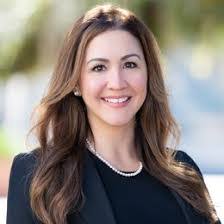 Danielle Fairbanks's Instagram, Twitter & Facebook