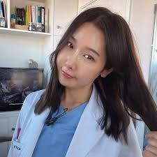 Laura Mun Hee (@lauramun247) • Threads, Say more