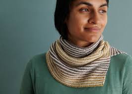 Candy Stripe Cowl: Free Cowl Knitting Pattern