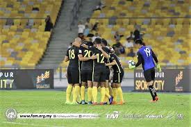 Bilangan bulat adalah suatu bilangan tak pecahan yang terdiri dari positif, 0, dan negatif. Piala Aff Suzuki 2018 Yang Bulat Tak Datang Bergolek Yang Pipih Tak Datang Melayang Football Tribe Malaysia