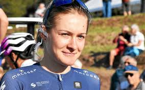 Célia Le Mouel change d'équipe