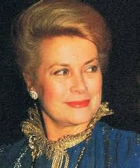 Met haar gracieuze lijn en luxe, trendy interieur is dit evenementenschip een. Pin On Grace Kelly Van Actrice Tot Prinsen