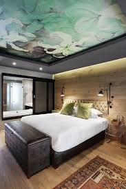 Boutique Hotel Ceiling Wallpaper Flowers Wall Cladding Lampe Gras Bulkhead Oak Interi Hotel Room Interior Hotel Room Design Hotel Interior Design