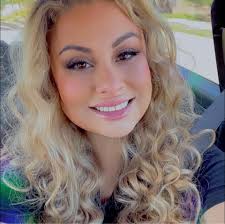 We all turned out great considering we made so many changes lol. Loved  getting ready with these babes!!! 💜🩶