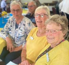 Brenton Rees and his partner Beth, and their two Labradors Fed and Stella,  enjoy living in Winchelsea. Brenton, a former Geelong
