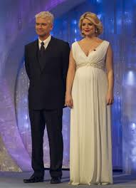 Holly willoughby steals the show on dancing on ice with. Holly Willoughby Worried She Will Fall Pregnant Again During Dancing On Ice