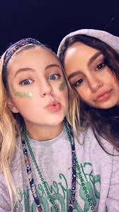 Zoe Finley's Instagram, Twitter & Facebook