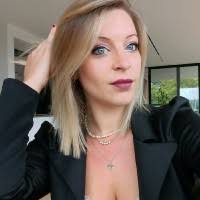 30+ "Laura Philips" profiles