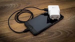 Pengisi daya yang lambat tanpa kemampuan penginderaan tegangan atau suhu akan mengisi daya dengan kecepatan rendah, biasanya membutuhkan waktu 14 jam atau lebih untuk mencapai pengisian penuh. 6 Penyebab Charger Hp Cepat Rusak Hindari Kebiasaan Ini Hot Liputan6 Com