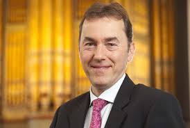 Ensemble. Superb and Imaginative Playing. Roderic Dunnett marks Thomas  Trotter's forty years as Birmingham City Organist by reviewing a special  anniversary recital and investigating the artist's large output