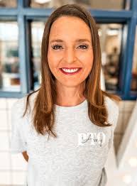 Amy Usry's Instagram, Twitter & Facebook