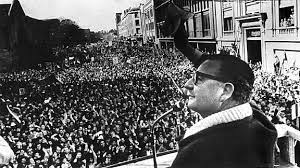 He ruled as the president of chile from 1970 to 1973. Vor 50 Jahren Ins Amt Gewahlt Chiles Sozialistischer Prasident Salvador Allende Mdr De