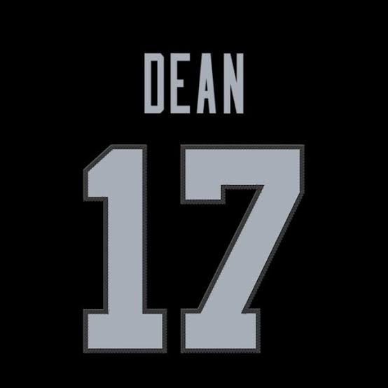 Nakobe Dean chooses the Silver and Black project over rival offers, do AI tạo