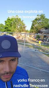 Explosión de una casa en gallatin Tennessee se dice que fue probablemente  ocasionada a causa de gas dejando destrucción casi total de la casa Y  gracias a Dios no personas muertas ni afectadas golpes ...