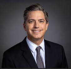 Lisa Galluzzo's Instagram, Twitter & Facebook