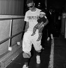 He has worked with drake, skepta, and chris brown in the past. Wizkid Net Worth Today Latest Update Oasdom