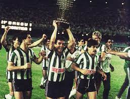 Londrina played against coritiba in 2 matches this season. Coritiba And The Incredible Brasileiro Of 1985
