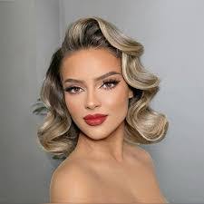 Brooke Milner's Instagram, Twitter & Facebook