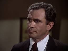 In Memoriam: Remembering the Sitcom Stars We Lost in 2022