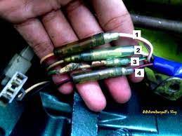 Motor bahenol h x125 ane strumnya dari spul ke kiprok ada warna putih kabelnya,dari kiprok kelampu kabel kuning strum ada juga begitu mau masuk ke cdi ada juga strumnya tapi dari cdi ke koil strumnya tewas,ane coba ganti cdi pinjeman sama juga tetep ga ada,ane coba cek strum dari pulser ternyata ga ada wah pikiran ane ini pasti. Pengertian Warna Kabel Spull Motor Honda Grand Sekaligus Fungsinya