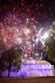 Défilé du 14 juillet, feu d'artifice, concert gratuit, bals des pompiers : Feu D Artifice Du 13 Juillet 2019 Ville De Drancy