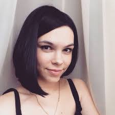 Dana Waller's Instagram, Twitter & Facebook