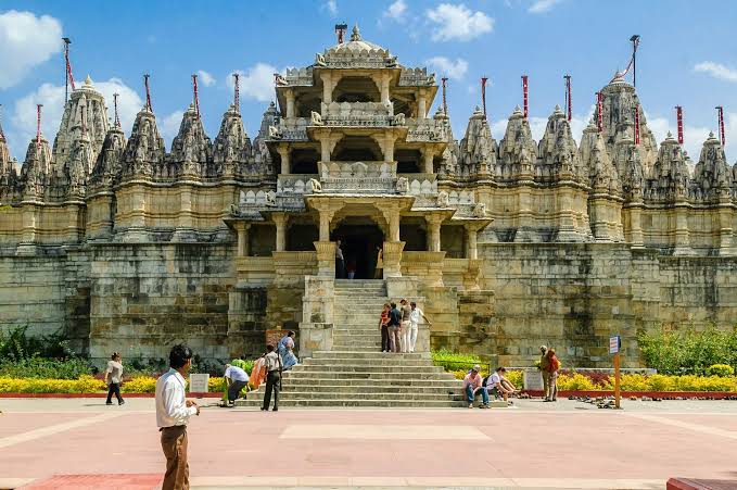 उदयपुर से कुम्भलगढ़ रणकपुर एक दिवसीय यात्रा