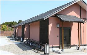 大江戸温泉物語 君津の森 千葉県 全41室 チェックイン15:00〜20:00 チェックアウト 〜10:00 宿コード： 6869 お気に入り登録する お気に入り登録済み 総合評価 75 点 (旅行サイト各社平均： 73点) 最安値(税込) 大人2名 (合計 18,616. å¤§æ±Ÿæˆ¸æ¸©æ³‰ç‰©èªž å›æ´¥ã®æ£® é¤¨å†…æ–½è¨­ æ¥½å¤©ãƒˆãƒ©ãƒ™ãƒ«
