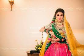 Ayeza Khan Is A Very Famous And Talented Television Actress She Belongs To Pakistan And Now In This Post She Is At Mehndi Dress Ayeza Khan Wedding Ayeza Khan