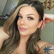 Darian LiAnne Daniel (darianlianne)