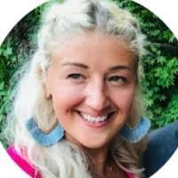 Valerie Logsdon's Instagram, Twitter & Facebook