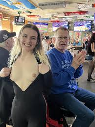 I turn into such a slut in public nudes by Babykaittt