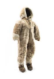 Pin By Tutku Ekmekci On Inuit Similar Inuit Inuit Clothing Arctic