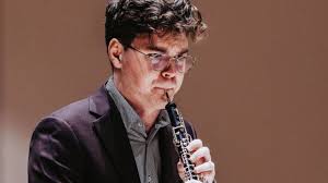 Oboist Luca Ortolani wins NACO Bursary Competition