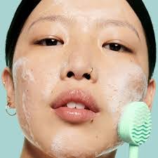 Jacqueline Wax's Instagram, Twitter & Facebook