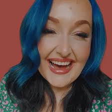 Deep purple root with bright pink ends💜🩷 I could have taken pictures of  this all day. Such a beautiful colour😍 #pinkandpurplehair #shagcut  #ulternativehair #shaggycurls