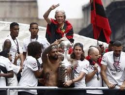 Cerca de 30 torcedores do benfica também estavam à espera de jorge jesus e estenderam até faixas em homenagem ao. Jorge Jesus The Outsider Who Conquered Brazil