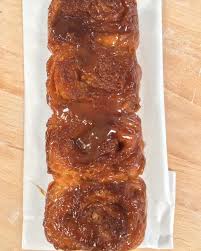 Le Kouign Amann Vous Souhaite Une Agreable Journee Et Vous Dit Qu Il Est Disponible A La Boulangerie Lepainlaurentlhenaff Bzh Kouign Food Breakfast Steak