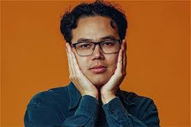 Ginger Gibbons's Instagram, Twitter & Facebook